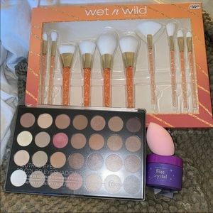 Wet n wild lot bundle